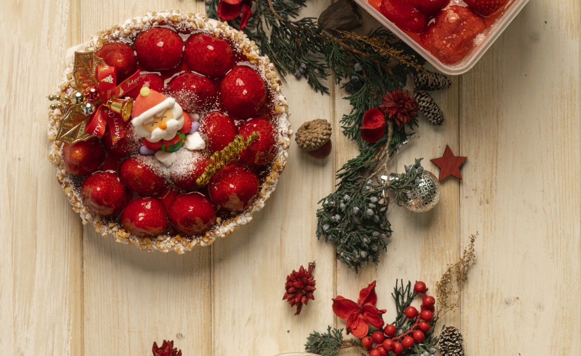 2021聖誕節蛋糕開放預購｜法式聖誕草莓派｜焦糖海鹽生乳捲